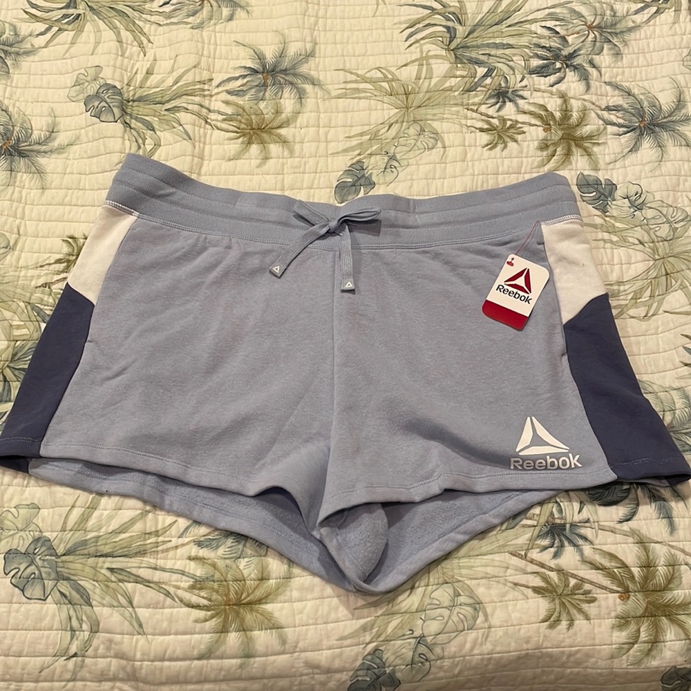 2/$20 NWT Reebok Relaxed Shorts w/Pockets